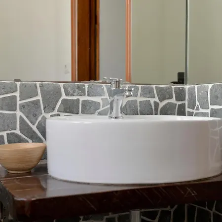 Piccolo Luisa 3* Ponza