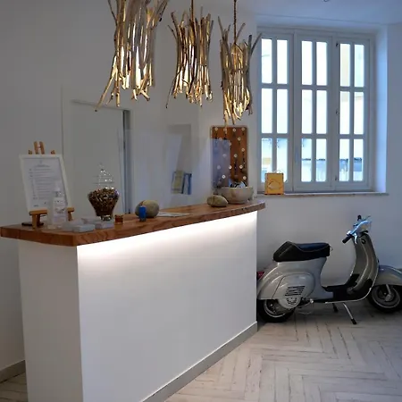 Piccolo Luisa 3* Ponza